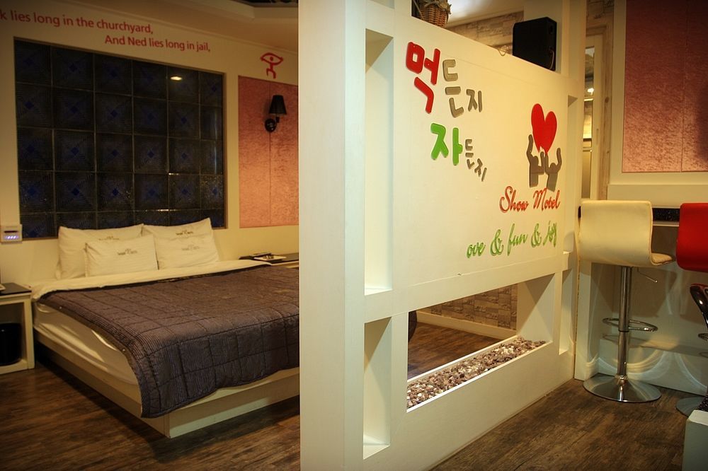 Show Hotel Pusan Zewnętrze zdjęcie