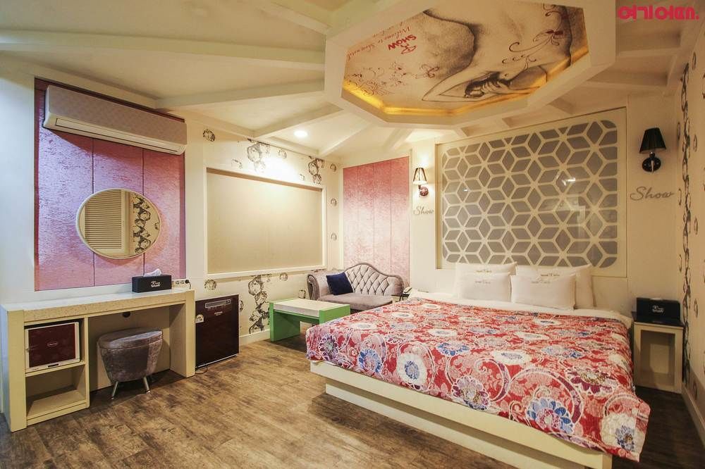 Show Hotel Pusan Zewnętrze zdjęcie