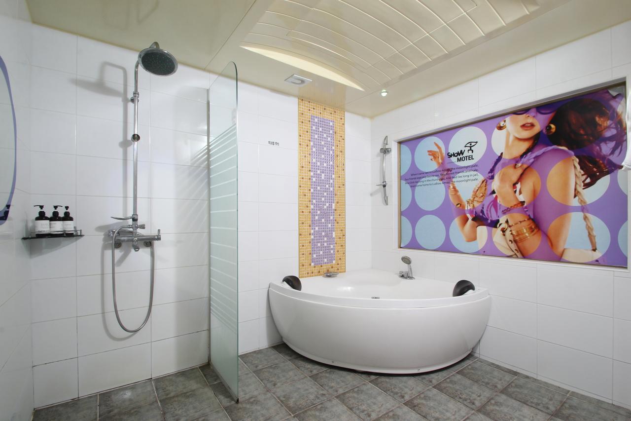 Show Hotel Pusan Pokój zdjęcie